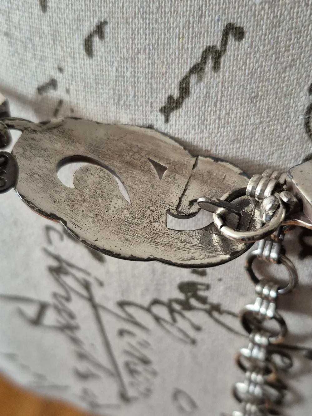 Brighton Bali Hai Silver-Plated Chain Belt with Heart Drop Small - Picture 7 of 7